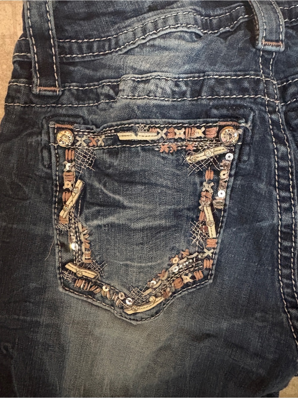 Miss Me Jean Shorts Women’s Curvy Mid-Rise Bermuda Jorts Size 25 10” Bling Y2K - Picture 11 of 16